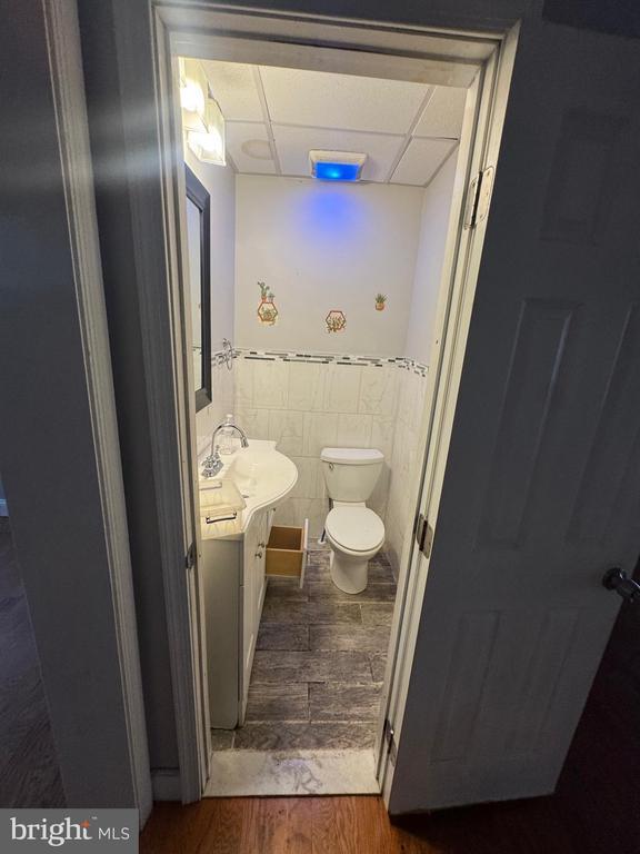 Building Photo - 5028 Whitaker Ave