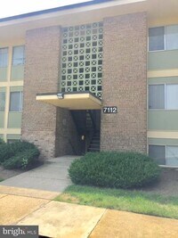 Building Photo - 7112 Donnell Pl
