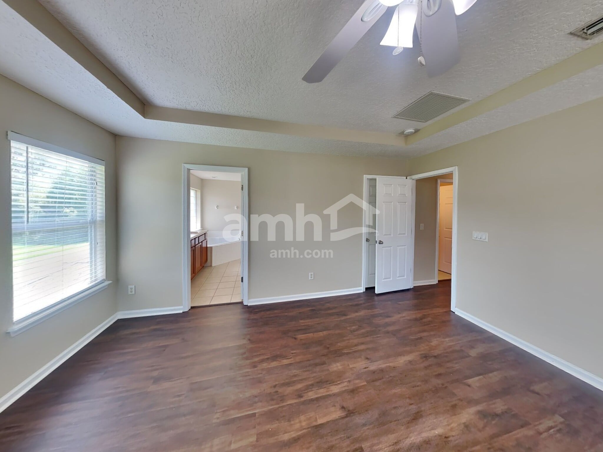 Building Photo - 5198 Armsgate Ct