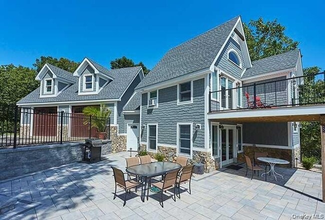 Building Photo - 21 Contentment Ln