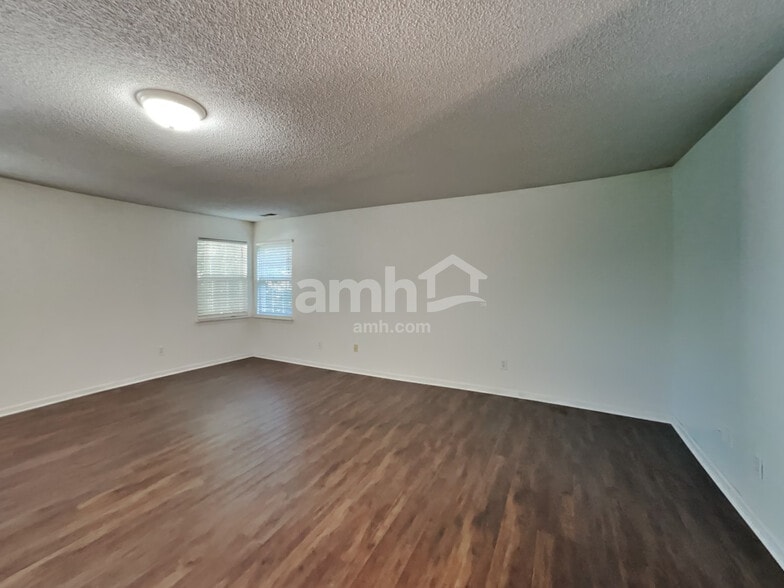 Building Photo - 14635 Devin Allen Dr