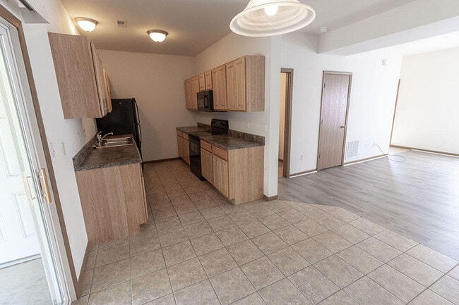 Building Photo - 1641 Citadel Dr