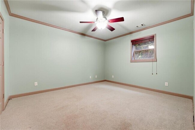 Building Photo - 5020 Greatwood Ln