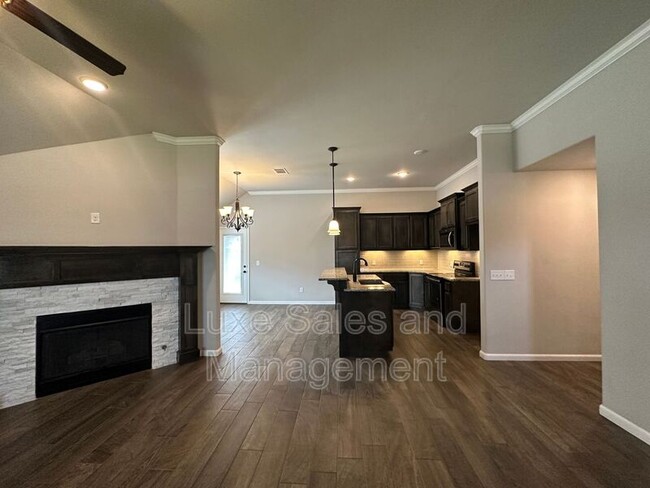 Building Photo - 3404 N W 161st St