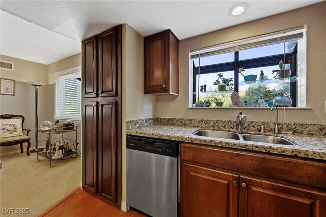 Building Photo - 5518 Avenida Vaquero