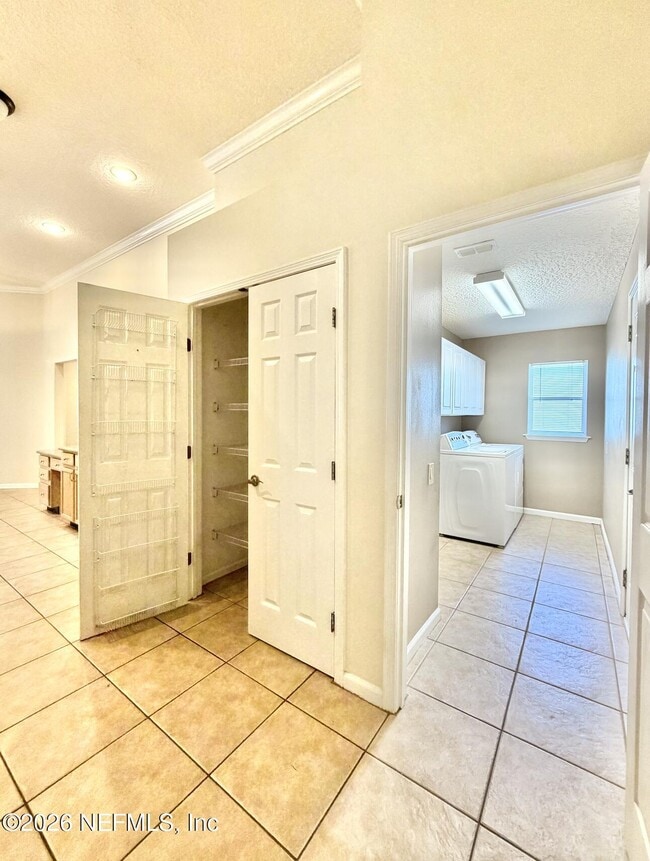 Building Photo - 12962 Brians Creek Dr