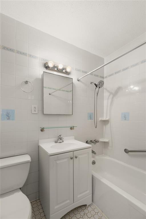 Building Photo - 130 Water St