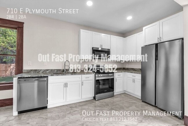 Building Photo - 710 E Plymouth St