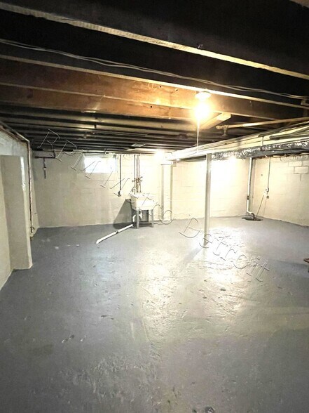 Building Photo - 3567 Spruce St