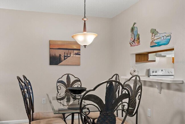 Building Photo - 1531 Placida Rd