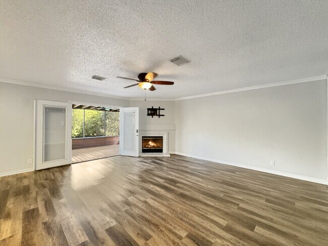 Building Photo - 10102 Wilderness Gap