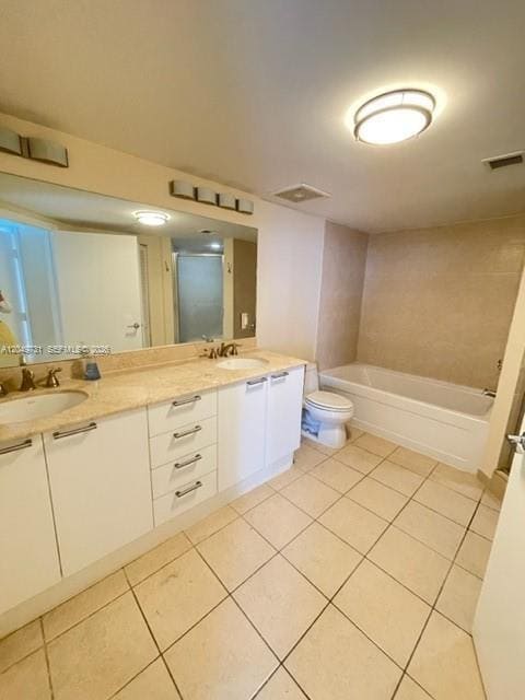 Building Photo - 16699 Collins Ave