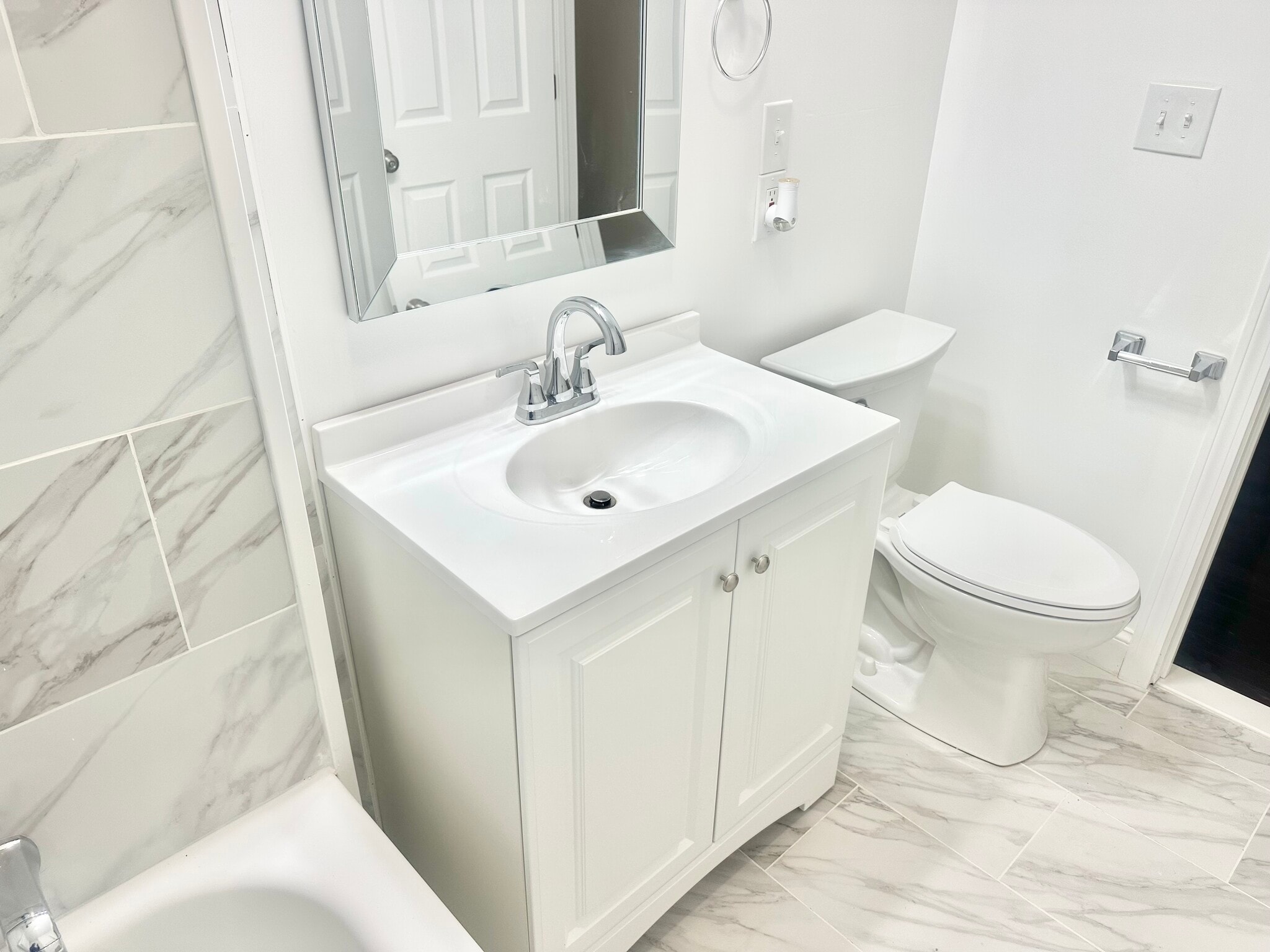 Building Photo - 67 Tremont Ave