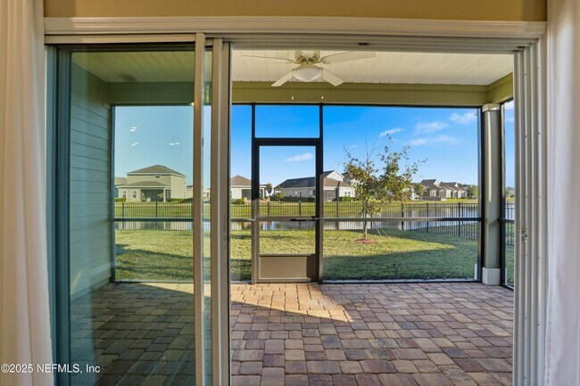 Building Photo - 1762 Amberly Dr