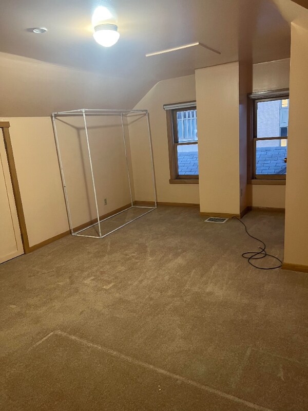 Building Photo - 1214 S 13th St