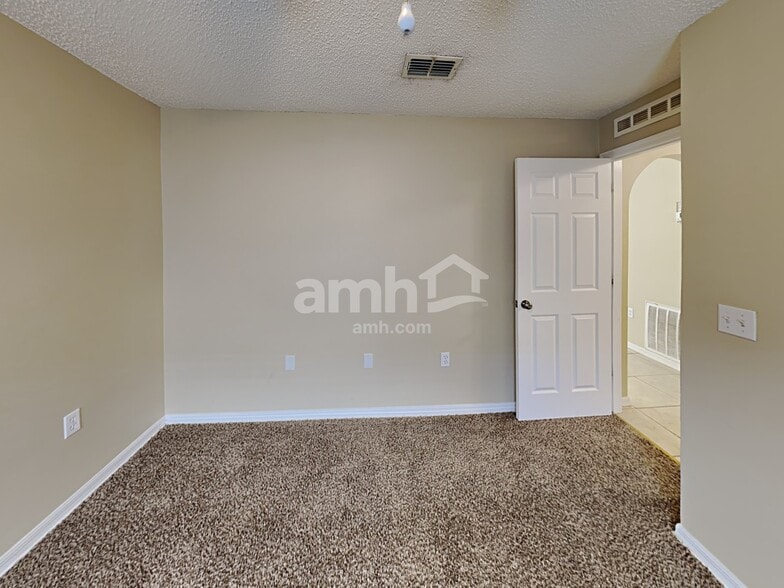 Building Photo - 30326 Pongo Way