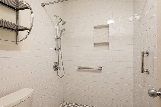 Building Photo - 7920 Rockwood Ln