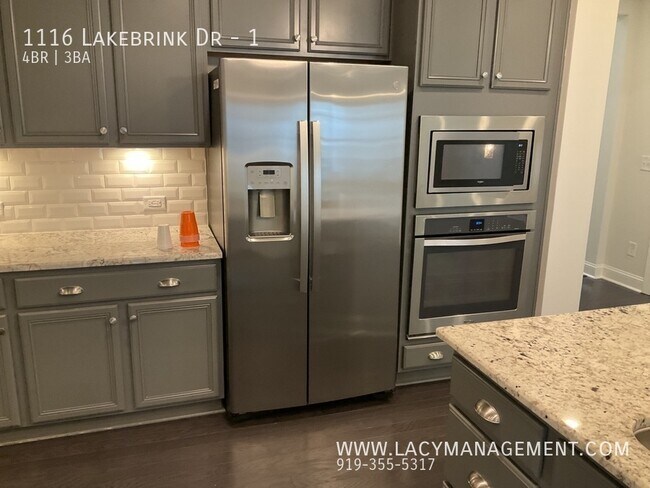 Building Photo - 1116 Lakebrink Dr