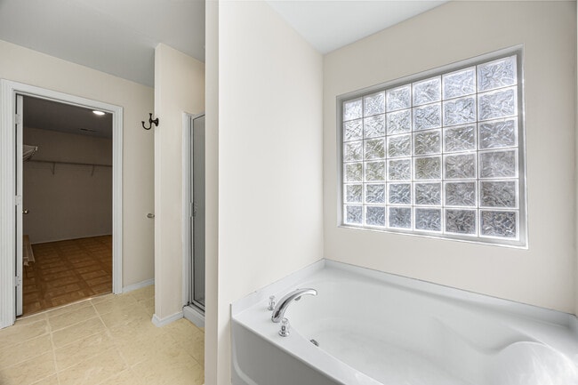 Building Photo - 4102 Rosefield Ct