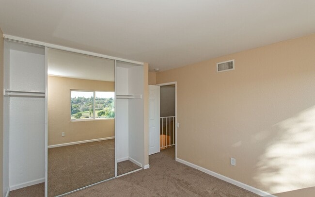 Building Photo - Wonderful 4 bedroom home in San Marcos!