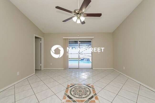 Building Photo - 3 Bedroom Pet-Friendly Home in Brandon, FL with Main Street Renewal