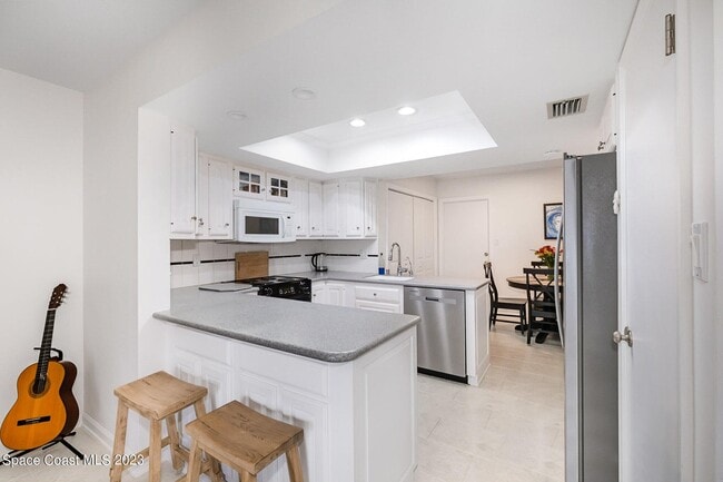 Building Photo - 116 Skyline Cir