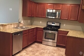 Building Photo - 127 Ashley Dr
