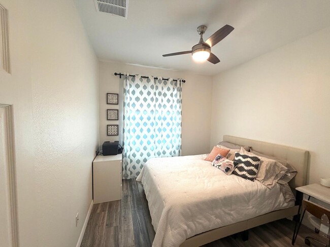 Building Photo - 358 Lake Monterey Cir