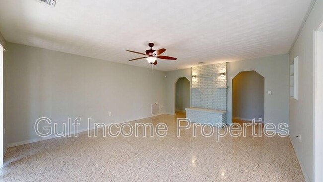 Building Photo - 3111 26th St W