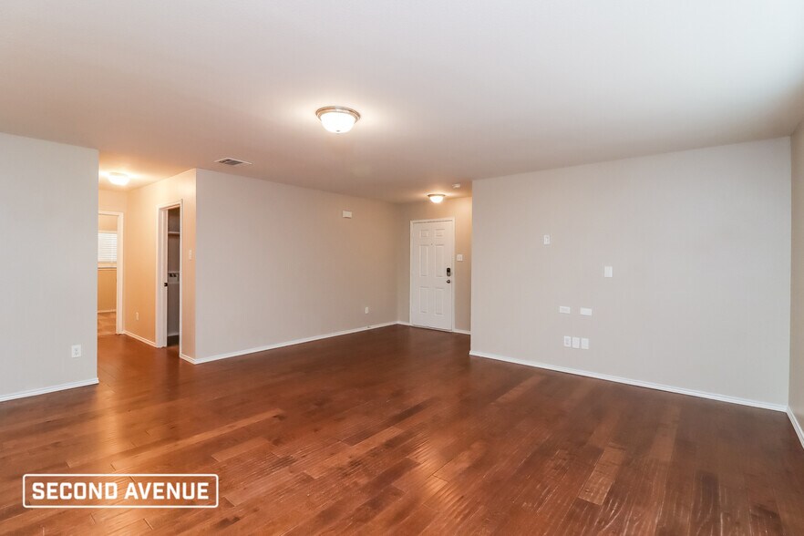 Building Photo - 8660 Boswell Meadows Dr