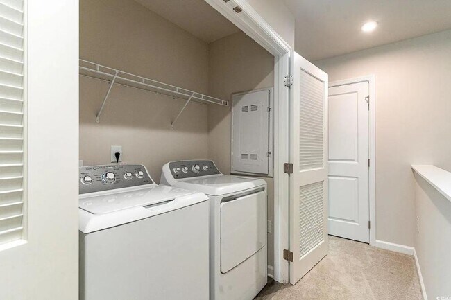 Building Photo - 616 Montenegro Way