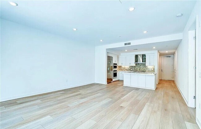 Building Photo - 1204 Rivington