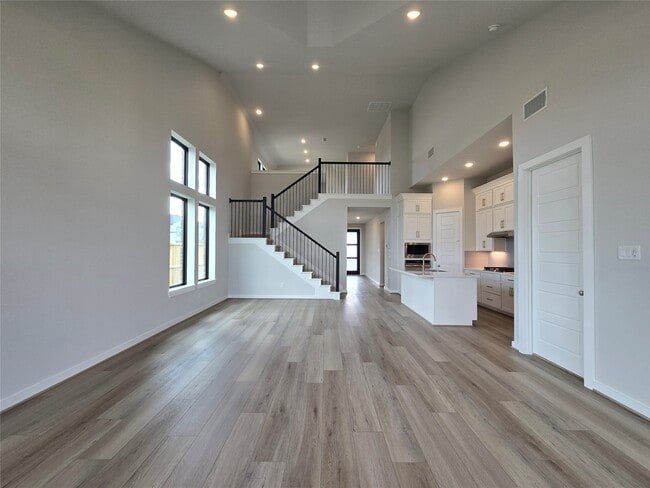 Building Photo - 29710 Burcreek Ln