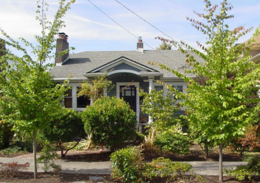 Primary Photo - 5329 9th Ave NE