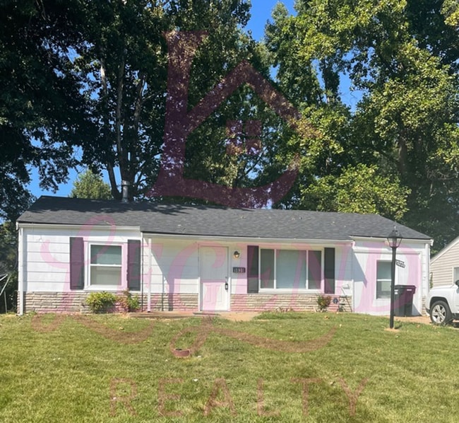 Building Photo - Adorable 3 Bedroom 1 Bathroom Home!