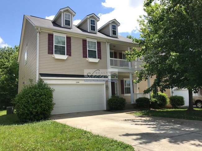 Primary Photo - Canterfield in Harrisburg - Great 4 Bed, 2...