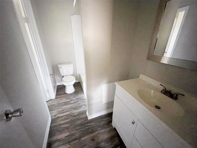 Building Photo - 4612 W Orange St