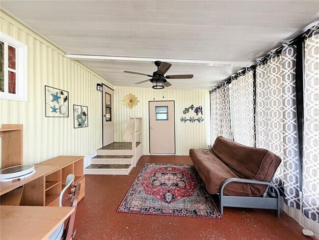 Building Photo - 7139 Alamanda Blvd W