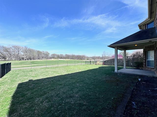 Building Photo - 9520 Water Tree Dr