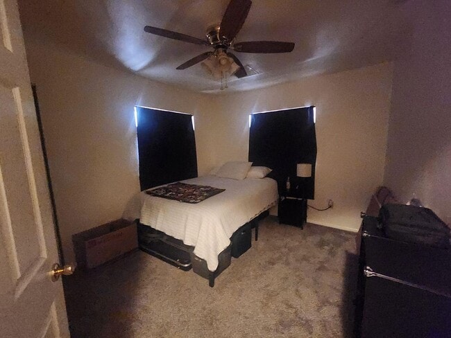 Building Photo - 3 Bedroom 2 Bath w/ Solar