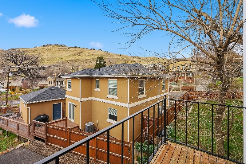 Building Photo - 172 W Clinton Ave