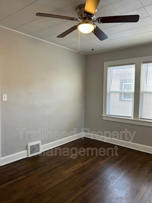 Building Photo - 4436 Flora Ave