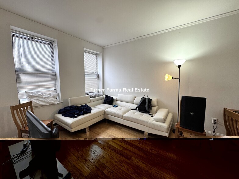 Building Photo - 774 Columbus Ave