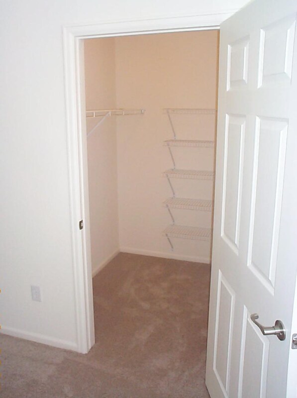 Building Photo - 3095 Blue Sky Cir