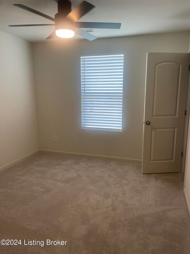 Building Photo - 804 Harland Ct