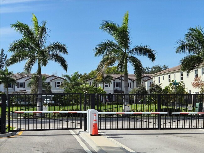 Building Photo - 2741 NW 55th Way