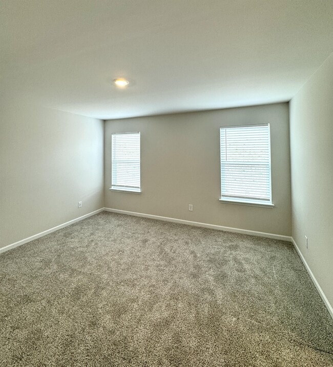 Building Photo - 3635 Shore Wood Ave