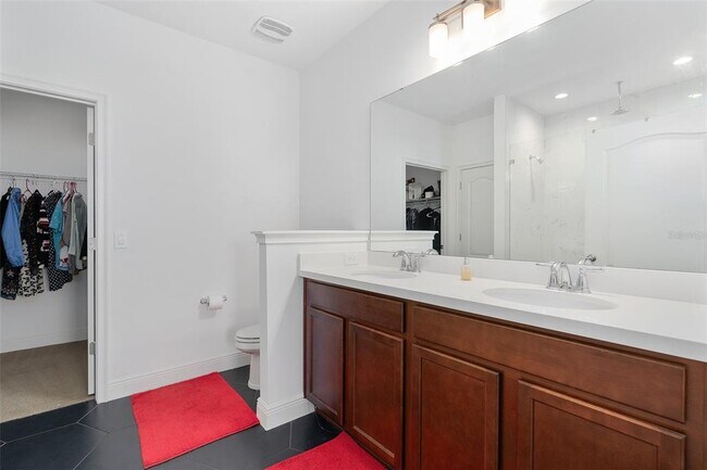 Building Photo - 8236 Elion St