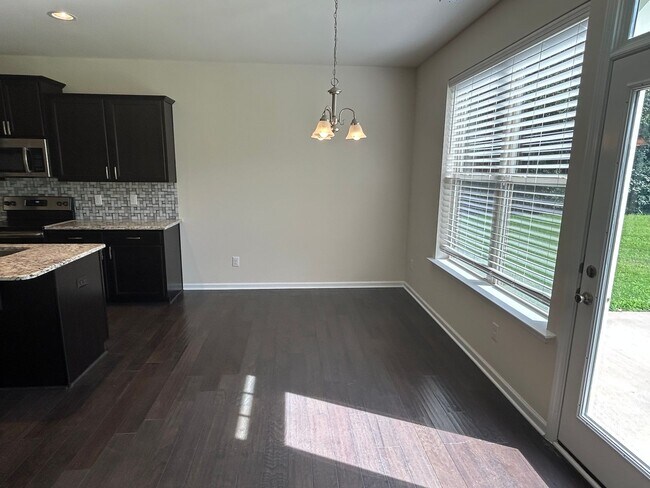 Building Photo - 3 Bed | 2.5 Bath House in Clayton