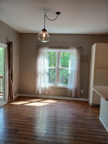Building Photo - 3317 Birdsong Rd